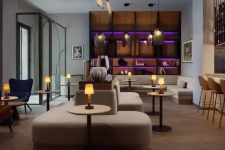 Courtyard By Marriott - 2