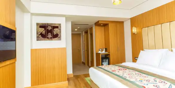 Obelisk & Suites - 39