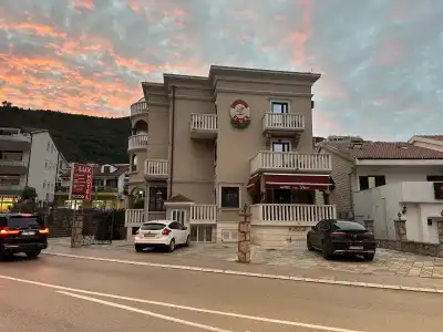 Villa Lux - 1
