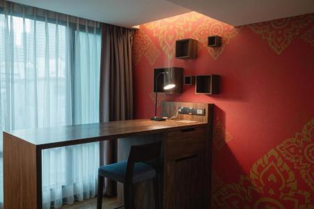 RakYim Siam Sukhumvit 15 - 45