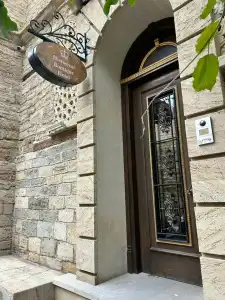 Royal Antique Boutique - 86