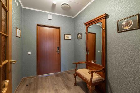 Lancaster Court - 71