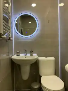 Cultural Crossing Mini-hotel - 17