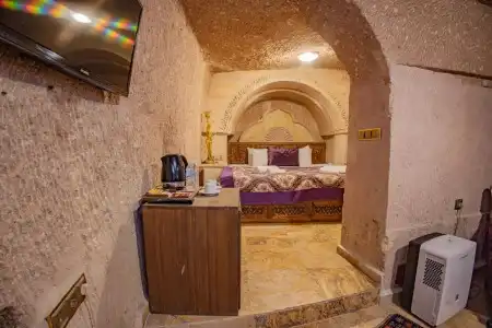 Royal Cave - 66