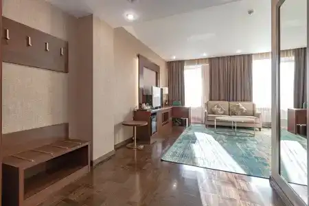 Best Western Plus - 69