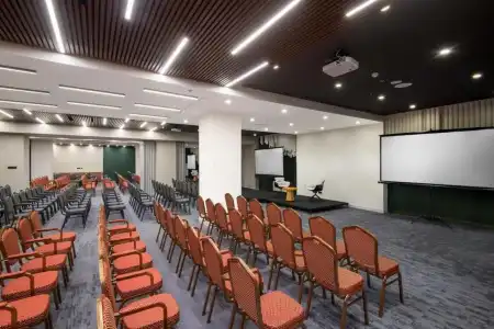 Holiday Inn - Republic Square, an IHG - 14