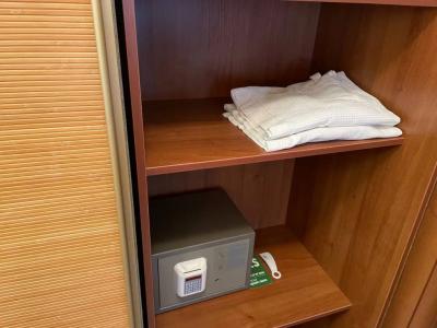 La Vie De Chateau - 155