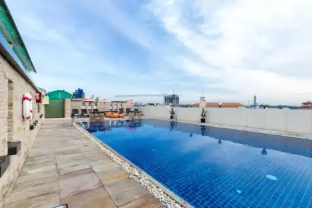 Nova Suites Pattaya by Compass Hospitality - 8