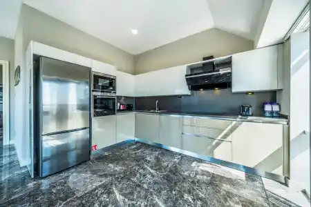 Radisson Residences Avrupa Tem Istanbul - 95