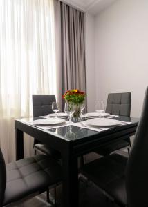 Downtown Suites Yerevan - 81