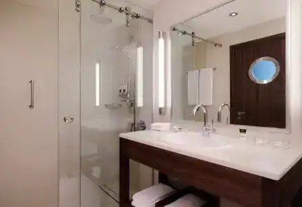 Four Points by Sheraton - 101