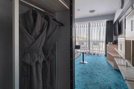 Yalta Inturist - 125