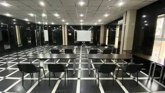 Forum Plaza - 16