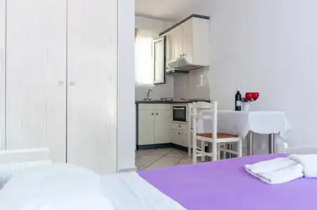 Niouris Apartments|Niouris Apartments - 6