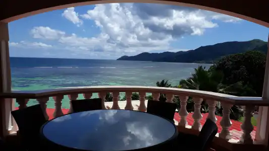 Au Fond de Mer View - 18