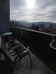 TJ Guest House - 8