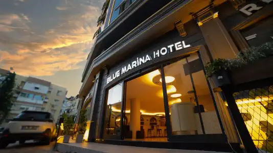 Blue Marina & Spa - 11