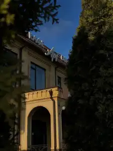 Art - 0