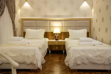 Renaissance Butik - 6