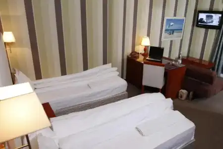Bel Conti - 3