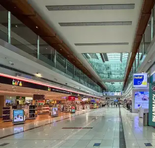 Dubai International - 3