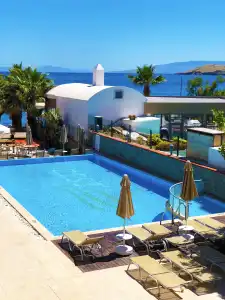 Zest Exclusive and Spa Resort - 13