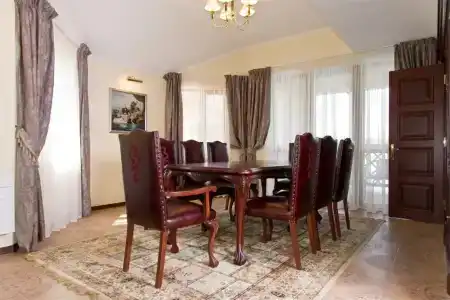 Vyisokiy Bereg - 100