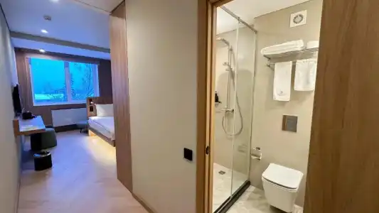Resident Abay - 29