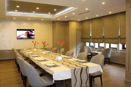 Ramada by Wyndham Bishkek Centre - 2