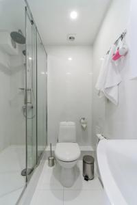 Simple Bon Voyage - 165