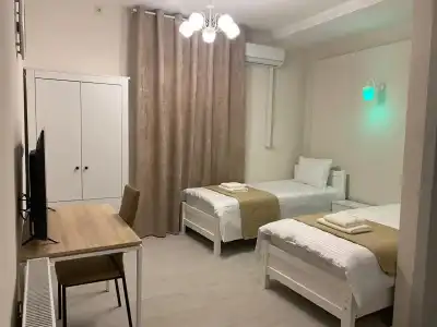 Cultural Crossing Mini-hotel - 15