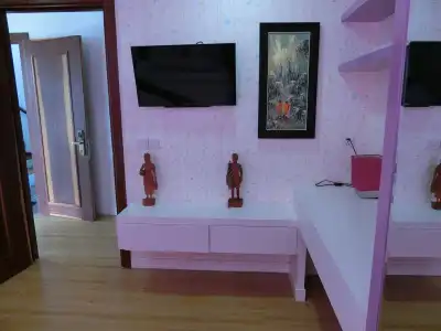 The Heli Boutique - 8