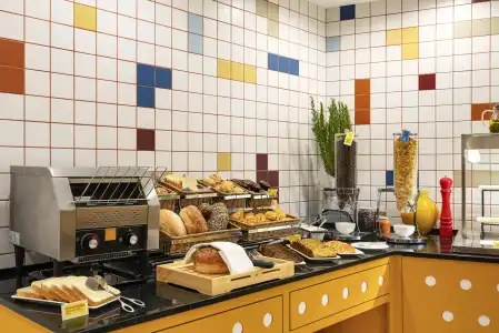 Ibis Styles Old - 19