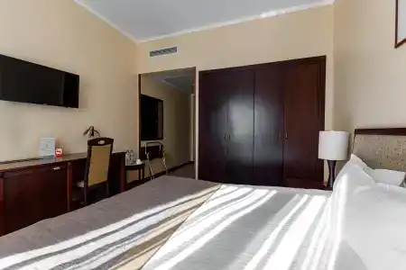 Hotel - 33