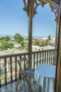 Guest House Top Floor - 1