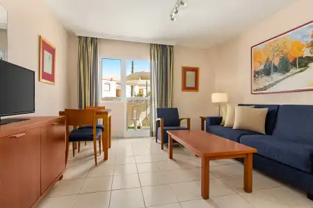 Resort Ramada & Suites by Wyndham Costa del Sol - 166