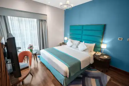 City Premiere Deluxe Apartments - 10