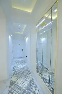 Amir Plaza - 13