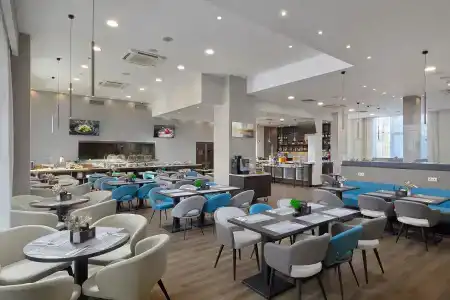 Courtyard by Marriott Nizhny Novgorod City Center - 4