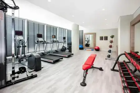 Hilton Garden Inn Tirana - 20
