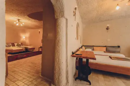 Pinhan Cave Suites - 36