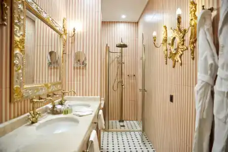 Бутик Дворец Трезини - 113