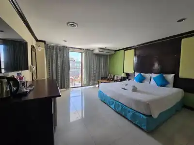 Mike Beach Resort Pattaya - 49