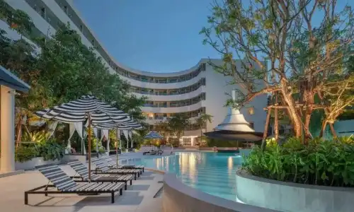 The Royal Paradise & Spa - 8