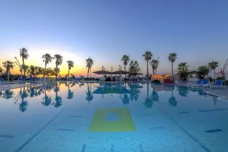 Armas Labada Resort - 14