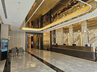 Column Bangkok - 1