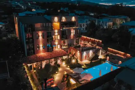 Kviria Boutique-hotel - 0