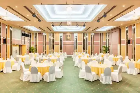 Cholchan Pattaya Beach Resort - 32