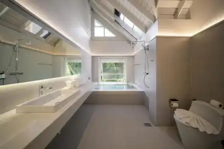 The Hotspring Beach Resort & Spa - 28