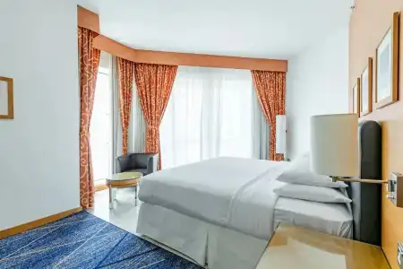  Four Points by Sheraton Bur Dubai - 58